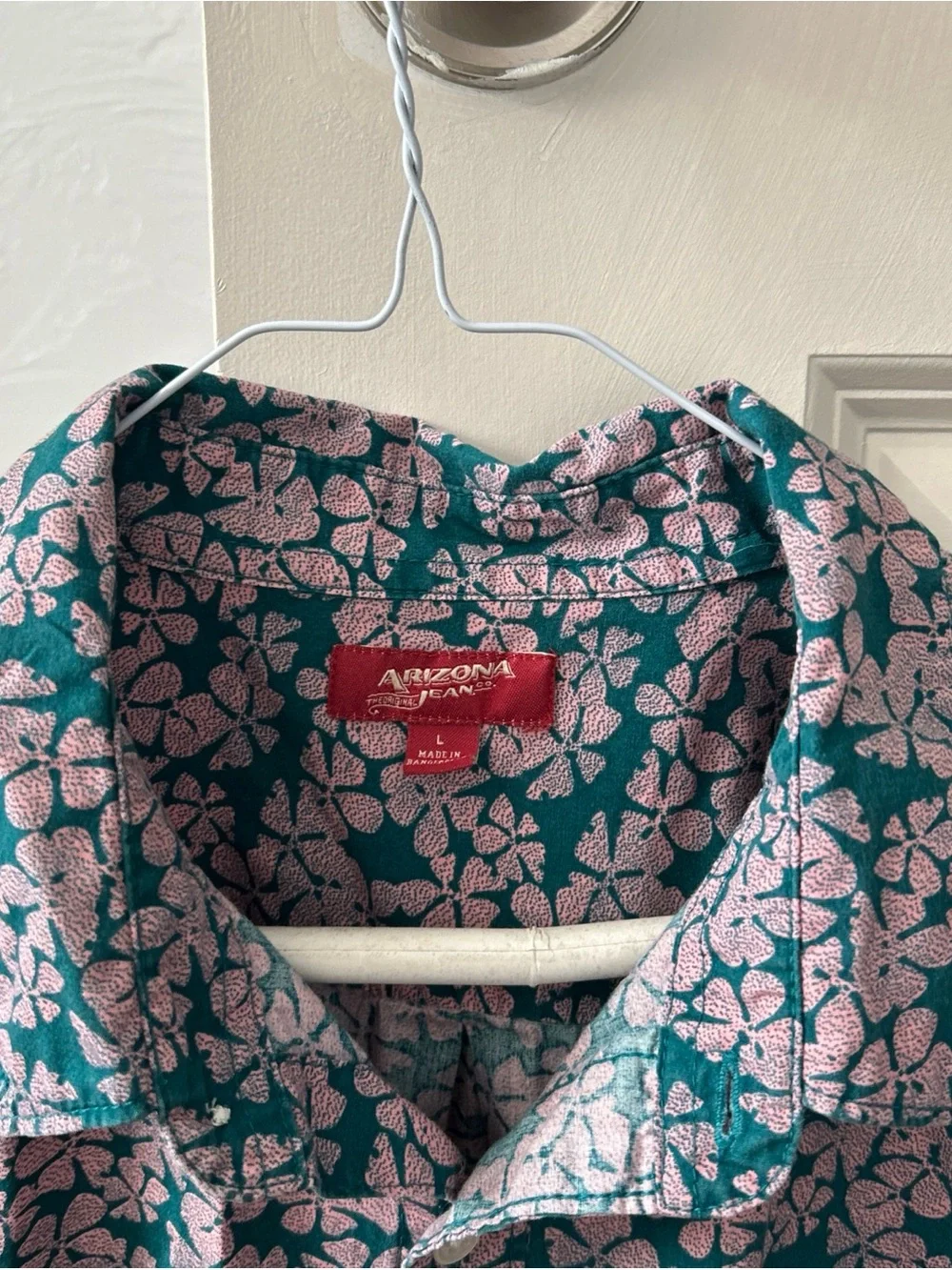 Arizona Jean Company Teal Short-Sleeve Button-Up Shirt with Pink Floral Print
